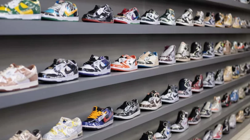 Sneakers