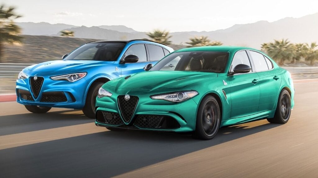 2022 alfa romeo stelvio 1