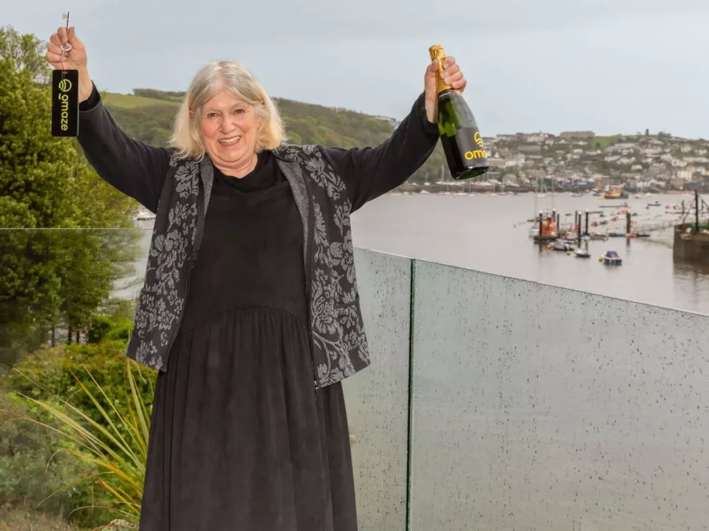 2 Omaze Cornwall Ii House Winner June Smith No2