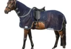 54928 horse friends fliegen ausreitdecke navy