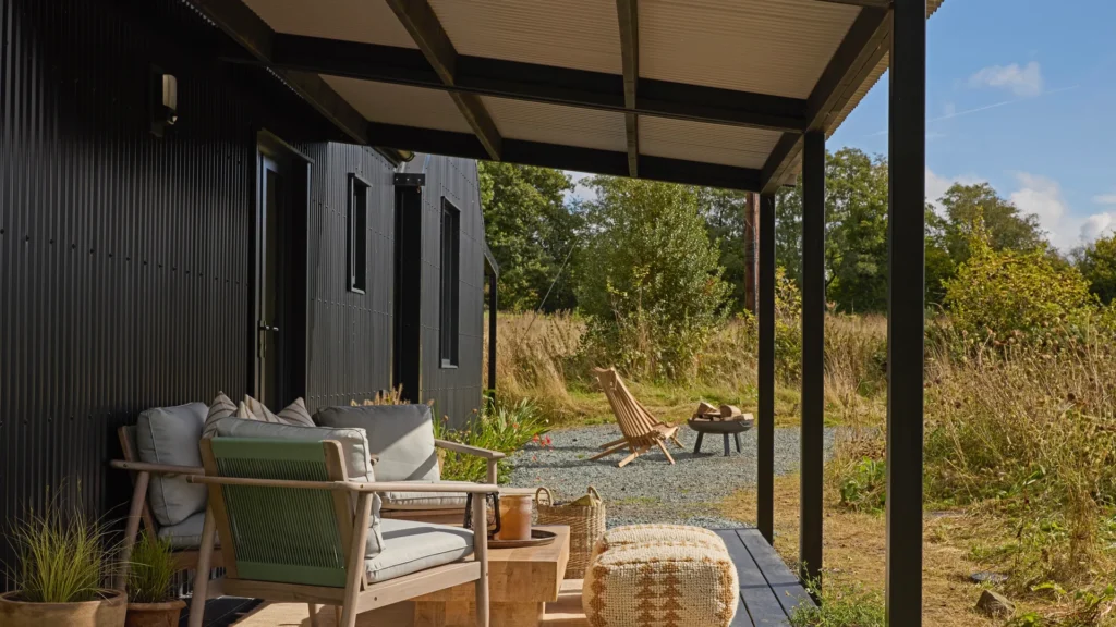 Great Escape Wales Omaze The Grove Exterior021 R2 16x9 Lowres