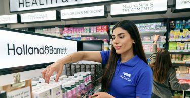 Holland & barrett partners with whsmith in three store trial