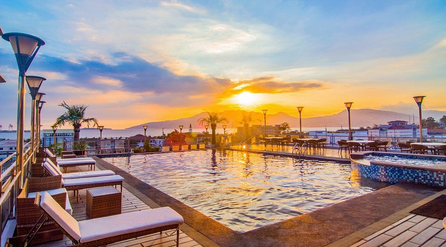 Best western plus hotel