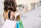 Progettare spazi eleganti – al centro di un ristorante affollato, di una piccola cucina familiare o di un elegante boutique hotel – è tutta una questione di dettagli intimi e raffinati. Noi di LUSINI sappiamo che stoviglie, tessuti, mobili o decorazioni perfetti possono cambiare tutto. Ma sappiamo anche che a volte non è così facile fare scelte perfette da un catalogo online. Ed è per questo che abbiamo lanciato la nostra promessa di reso gratuito, per garantire a tutti i nostri clienti in Italia e all'estero di poter acquistare in tutta sicurezza.