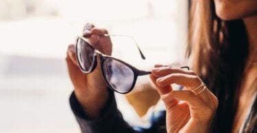 A Alensa posicionou-se como um dos destinos online mais fiáveis ​​para lentes de contacto, óculos e acessórios. Com um amplo catálogo de marcas, preços competitivos e serviços que priorizam o cliente, a empresa combina a conveniência com um serviço fiável. Para quem procura simplificar a compra de artigos essenciais para a visão, a Alensa oferece um equilíbrio entre o preço acessível e a qualidade.